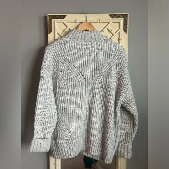 Columbia Women’s Wool Blend Cable Knit Mock Neck Sweater size large - Picture 6 of 8